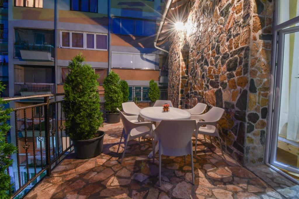 Grand River Apartmani & Sobe Konjic Kültér fotó